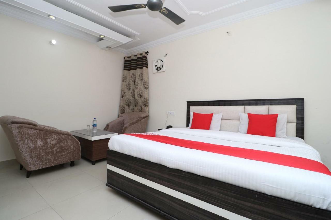 Pathānkot Oyo 37721 Hotel Kings المظهر الخارجي الصورة